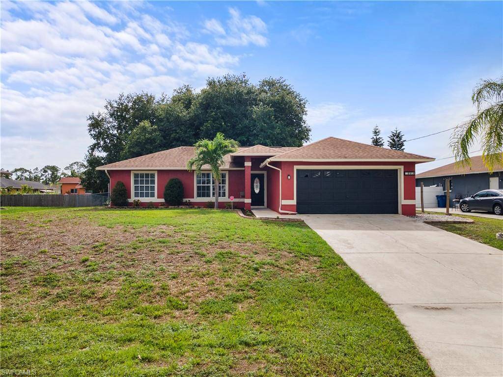 Lehigh Acres, FL 33971,913 Allman AVE