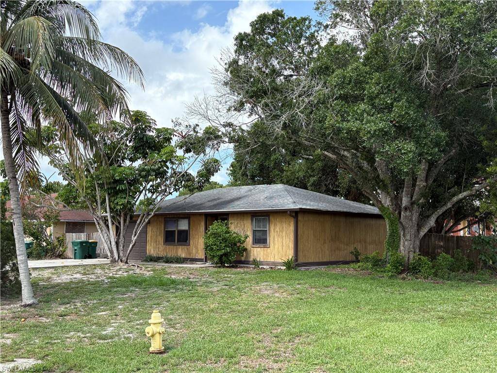 Naples, FL 34116,2325 55th TER SW
