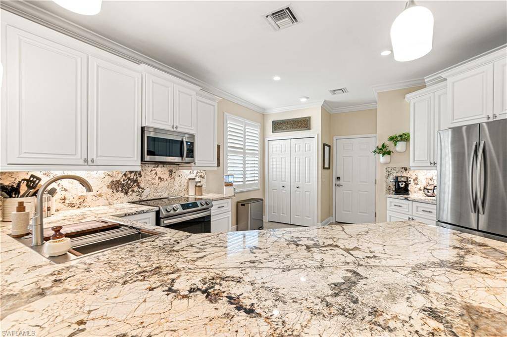Fort Myers, FL 33913,10622 Camarelle CIR