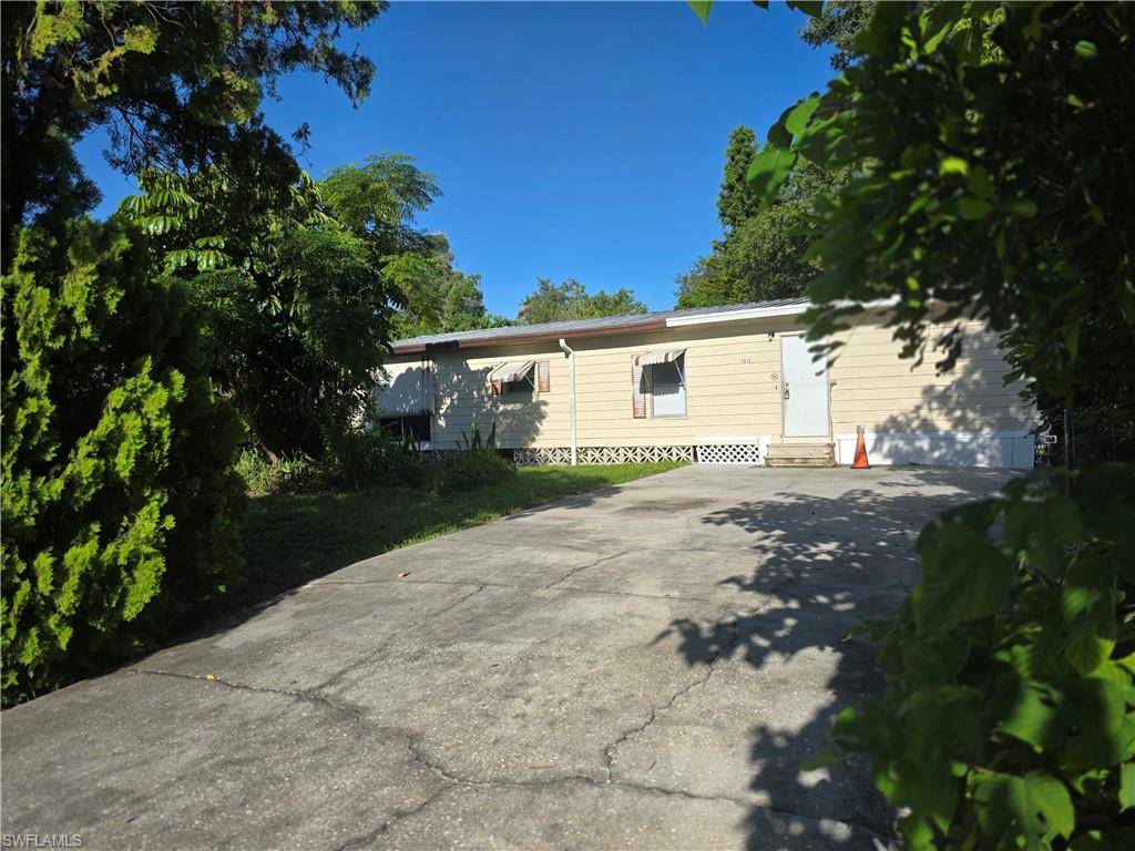 North Fort Myers, FL 33917,7622 Peyraud DR