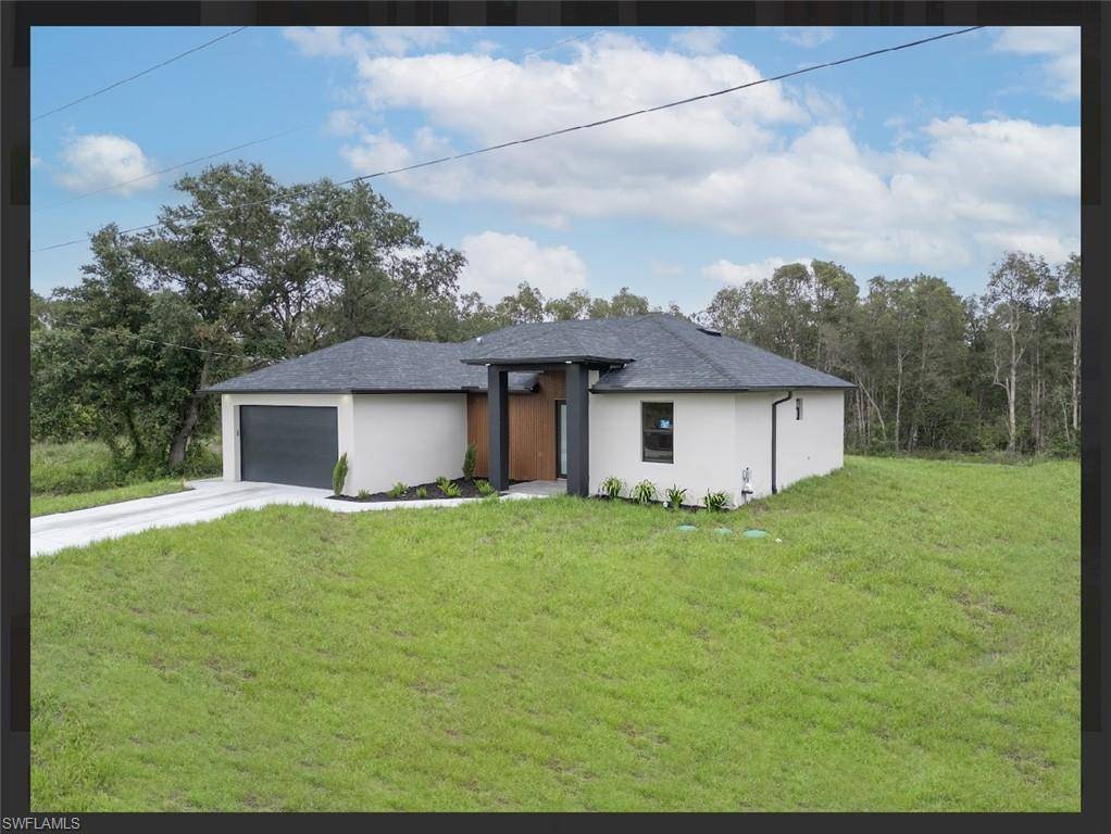 Lehigh Acres, FL 33974,607 Pelee AVE