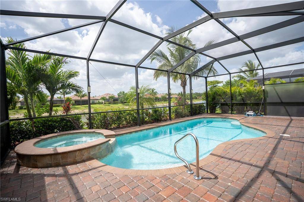 Bonita Springs, FL 34135,28076 Foxrock CT