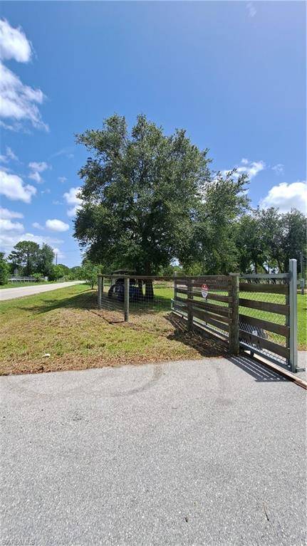 Clewiston, FL 33440,655 N Mayoral ST