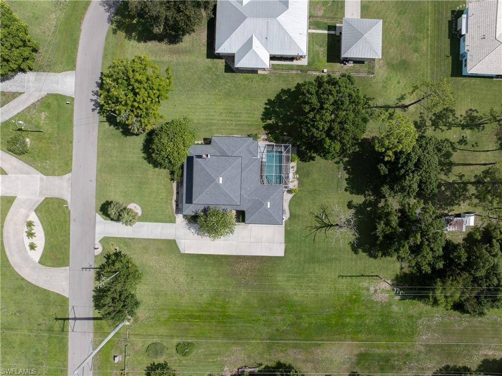 North Fort Myers, FL 33917,8120 Boonesboro RD