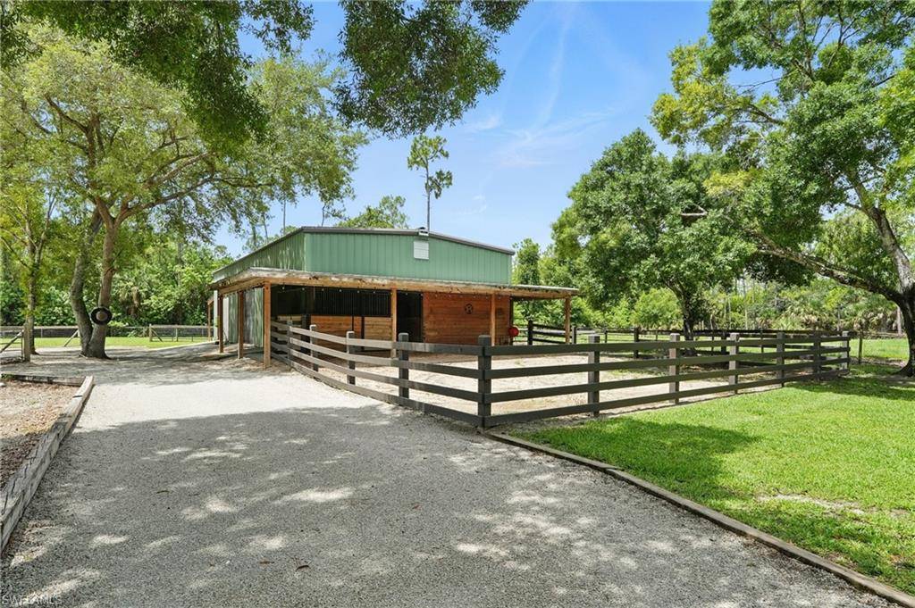 Naples, FL 34119,4740 5th AVE SW