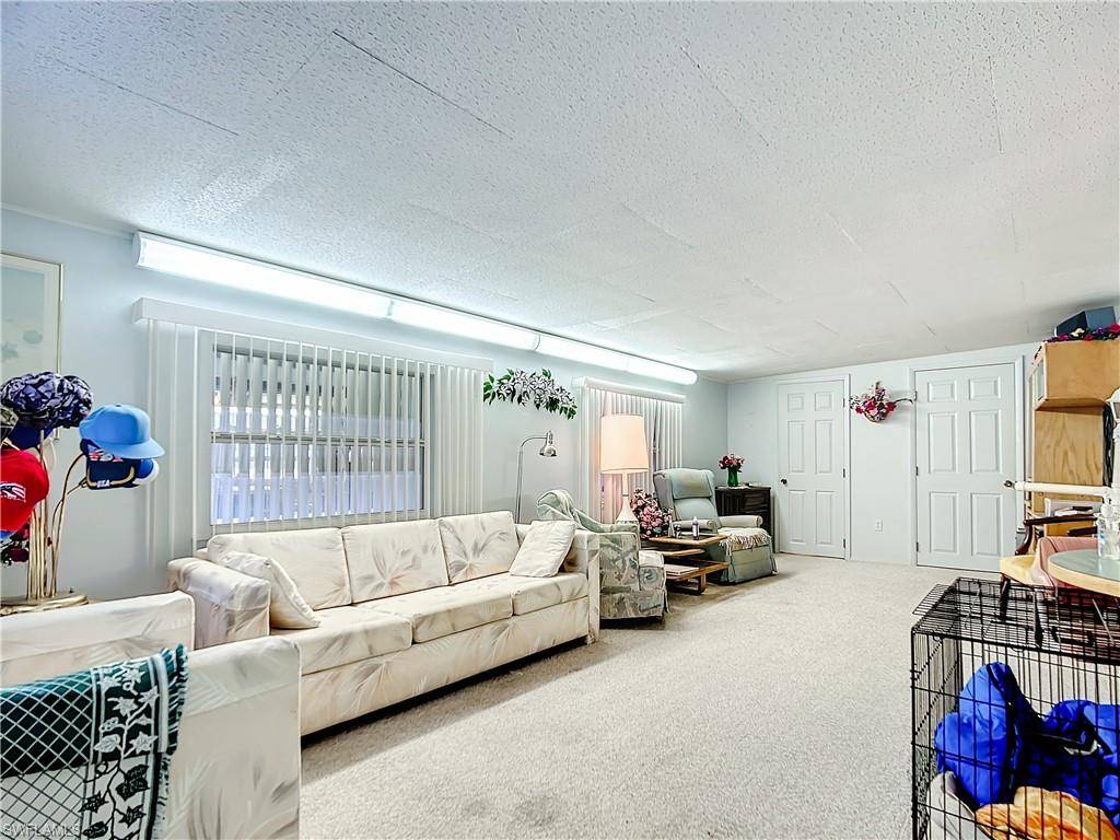 North Fort Myers, FL 33903,54 La Fonda LN