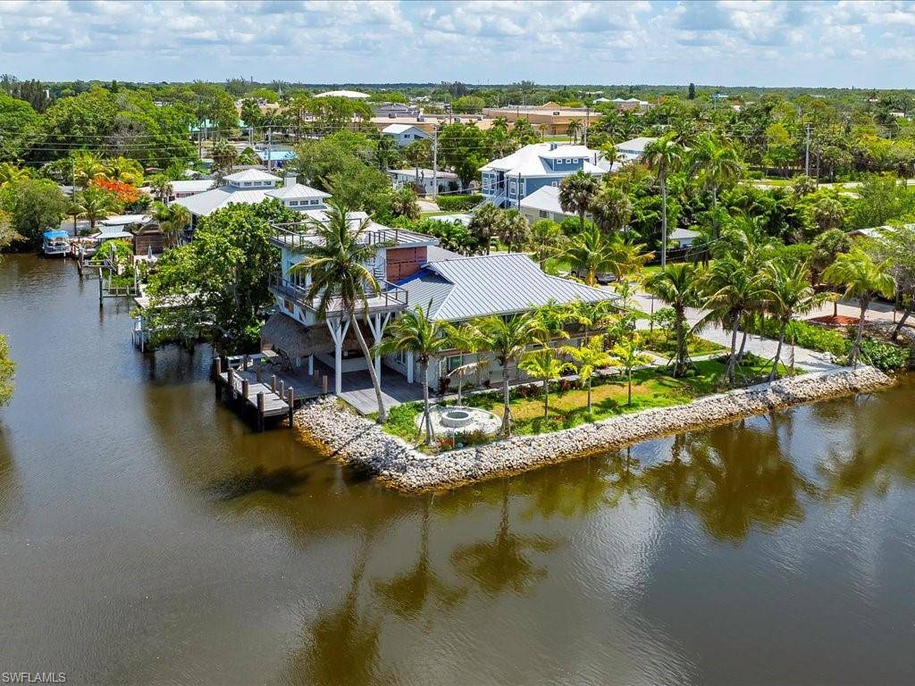 Naples, FL 34112,2998 Poplar ST