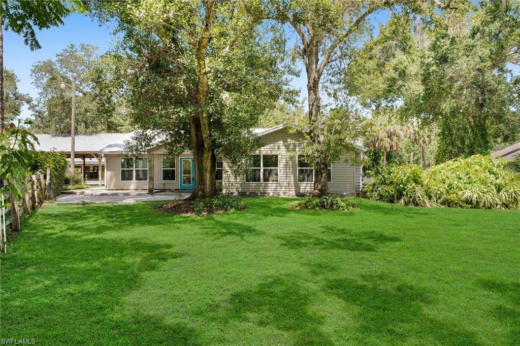 North Fort Myers, FL 33917,19350 Meredith RD
