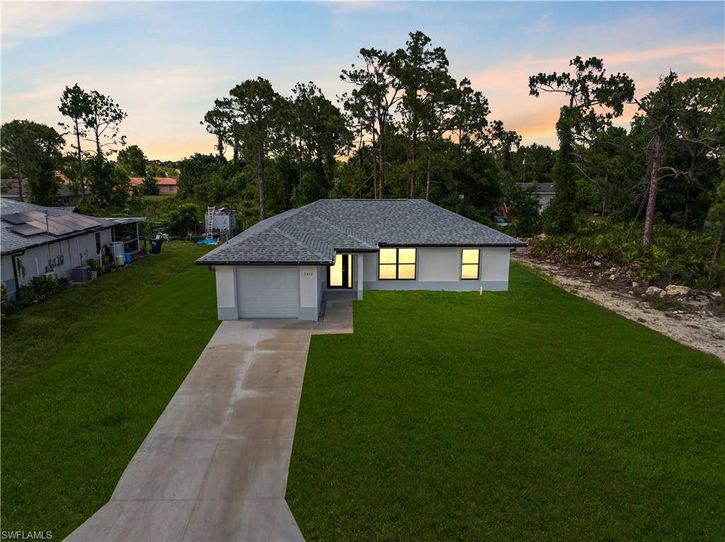 Lehigh Acres, FL 33971,2912 8th ST W