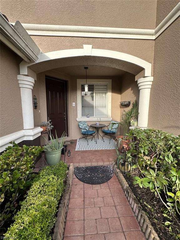 Fort Myers, FL 33967,9808 Roundstone CIR