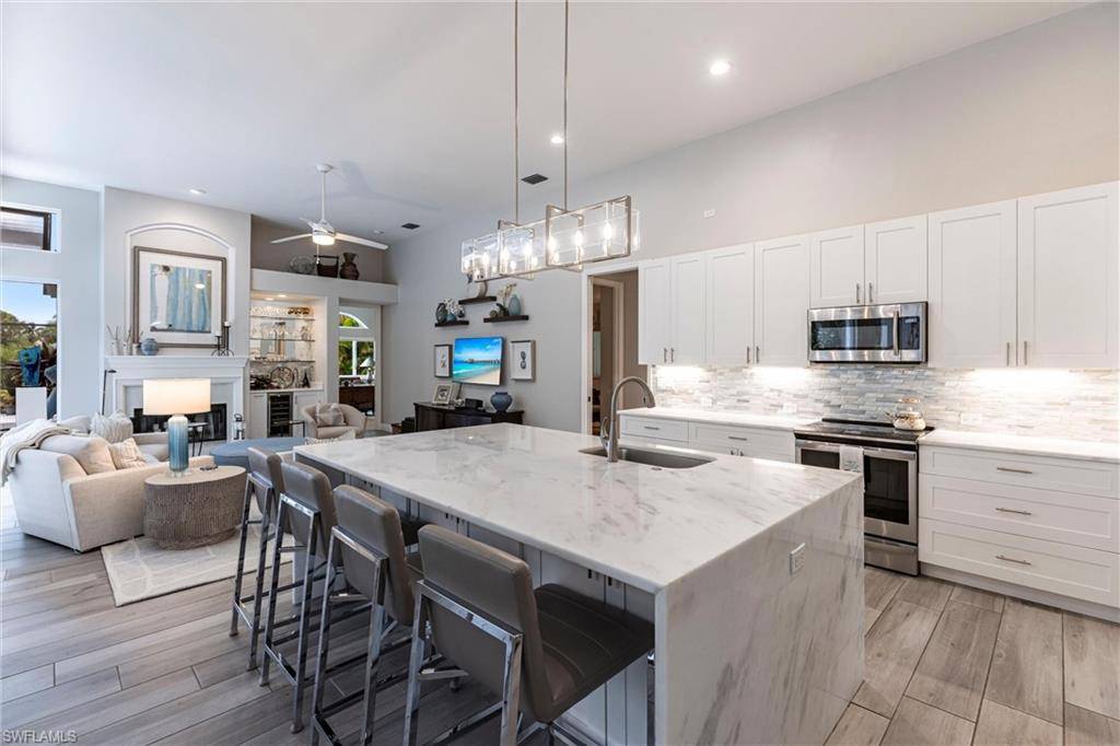 Naples, FL 34119,4372 Bittern CT