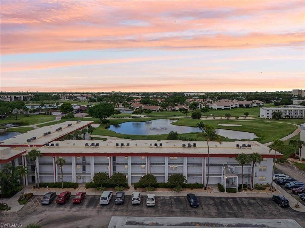 Fort Myers, FL 33907,1700 Pine Valley DR #205
