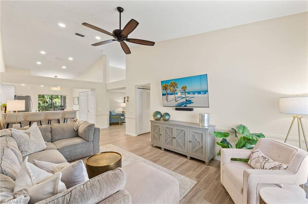 Bonita Springs, FL 34134,3930 Leeward Passage CT #202