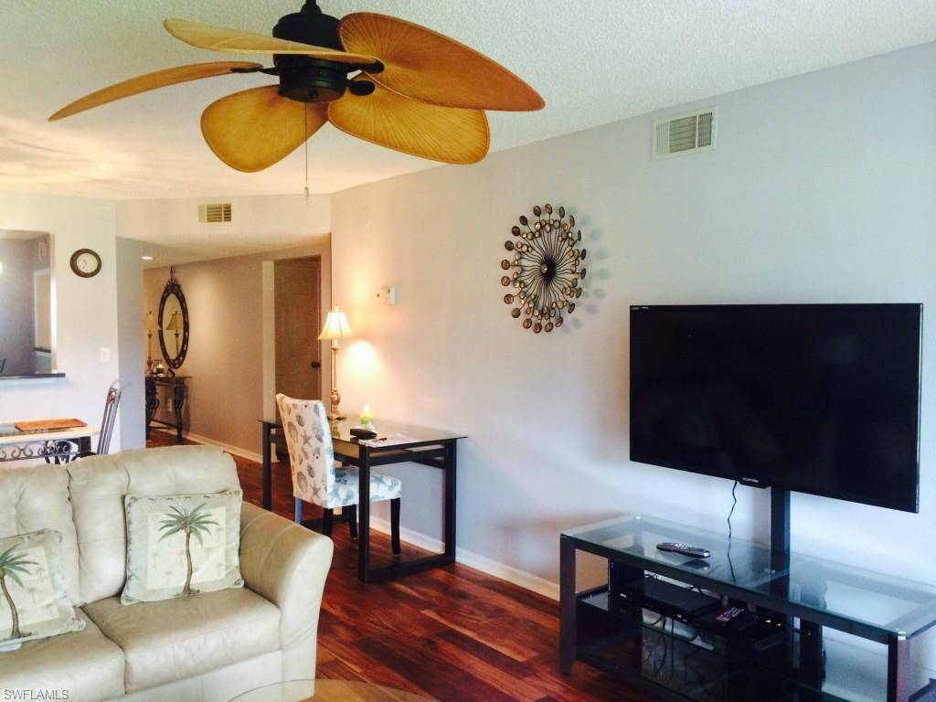 Naples, FL 34104,717 Landover CIR #103