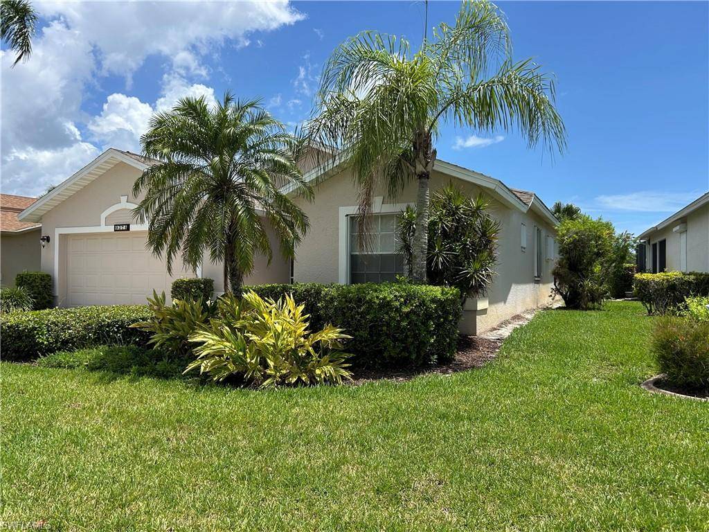 Estero, FL 33928,9274 Coachhouse LN
