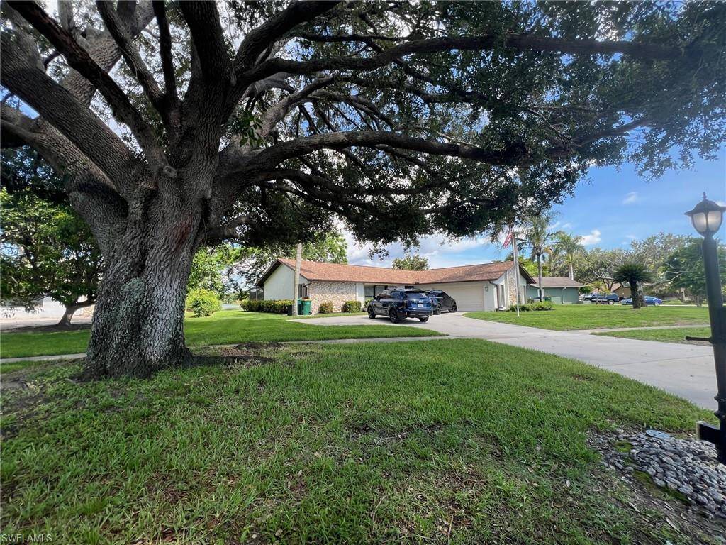 Naples, FL 34109,1450 Nottingham DR