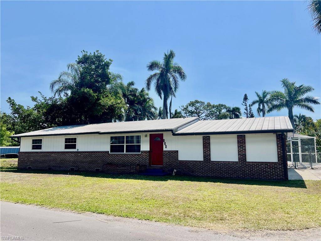 North Fort Myers, FL 33903,134 Standish CIR