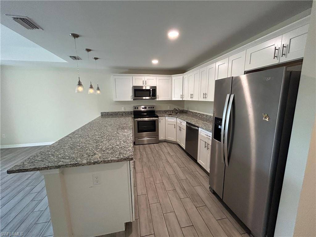 Lehigh Acres, FL 33973,4738-4740 13th ST SW #4738