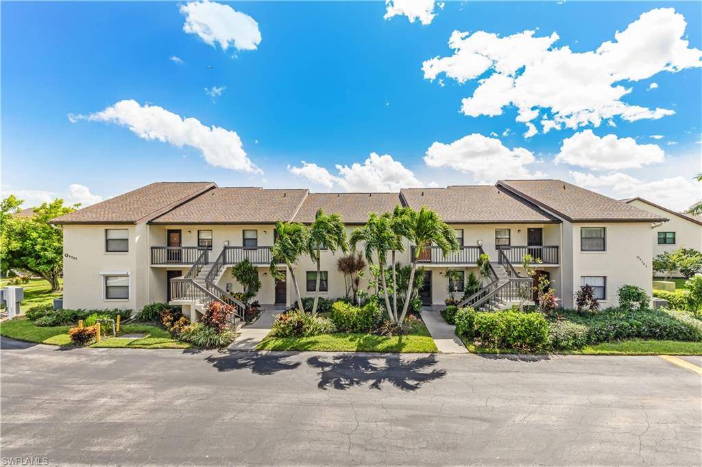 Fort Myers, FL 33919,9305 Lake Park DR #204