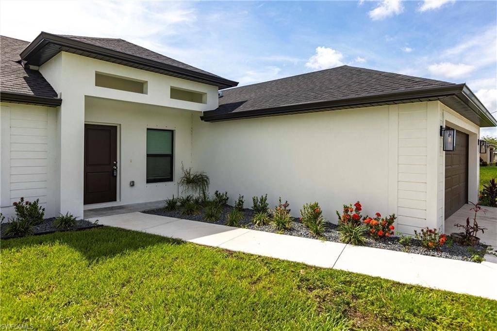 Lehigh Acres, FL 33974,543 Charwood AVE S