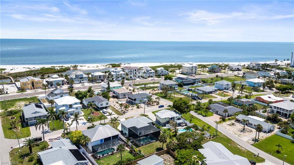 Fort Myers Beach, FL 33931,8003 buccaneer DR