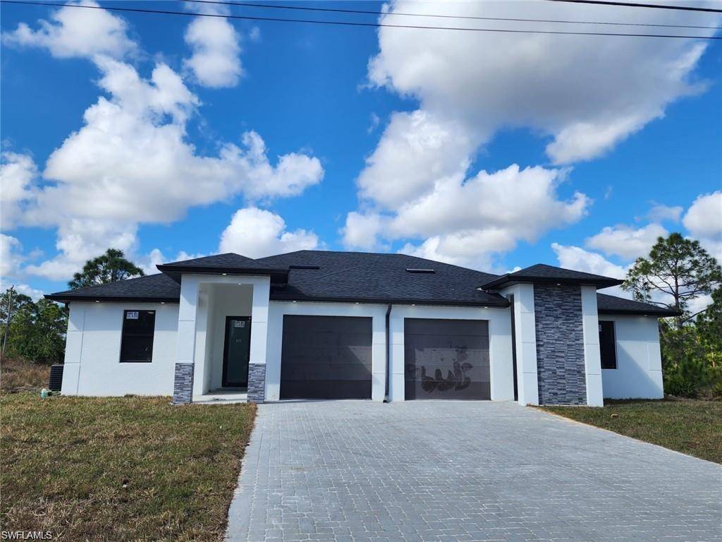 Lehigh Acres, FL 33974,386 Bell BLVD S