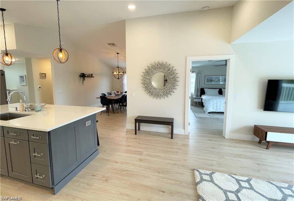 Naples, FL 34108,803 104th AVE N
