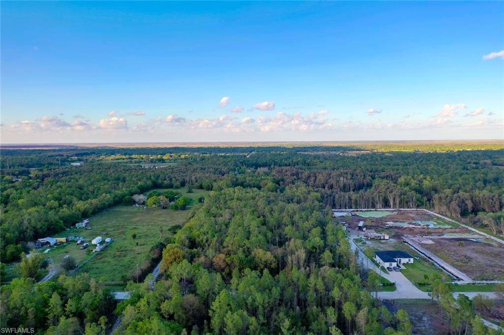 Naples, FL 34120,000 Platt RD