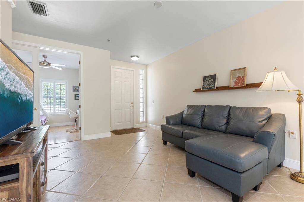 Naples, FL 34110,1380 Sweetwater CV #203