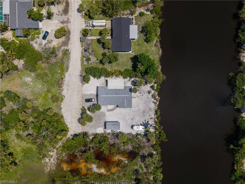 Sanibel, FL 33957,450 Birdsong PL