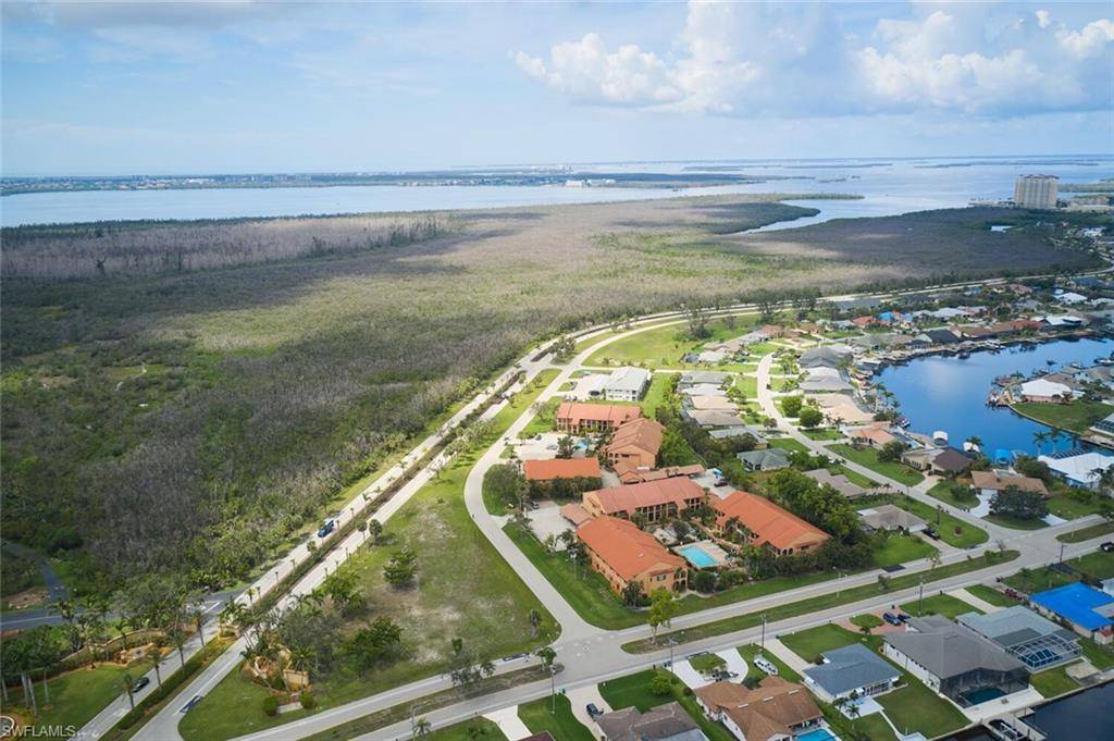 Cape Coral, FL 33914,5510 SW 4th PL #406