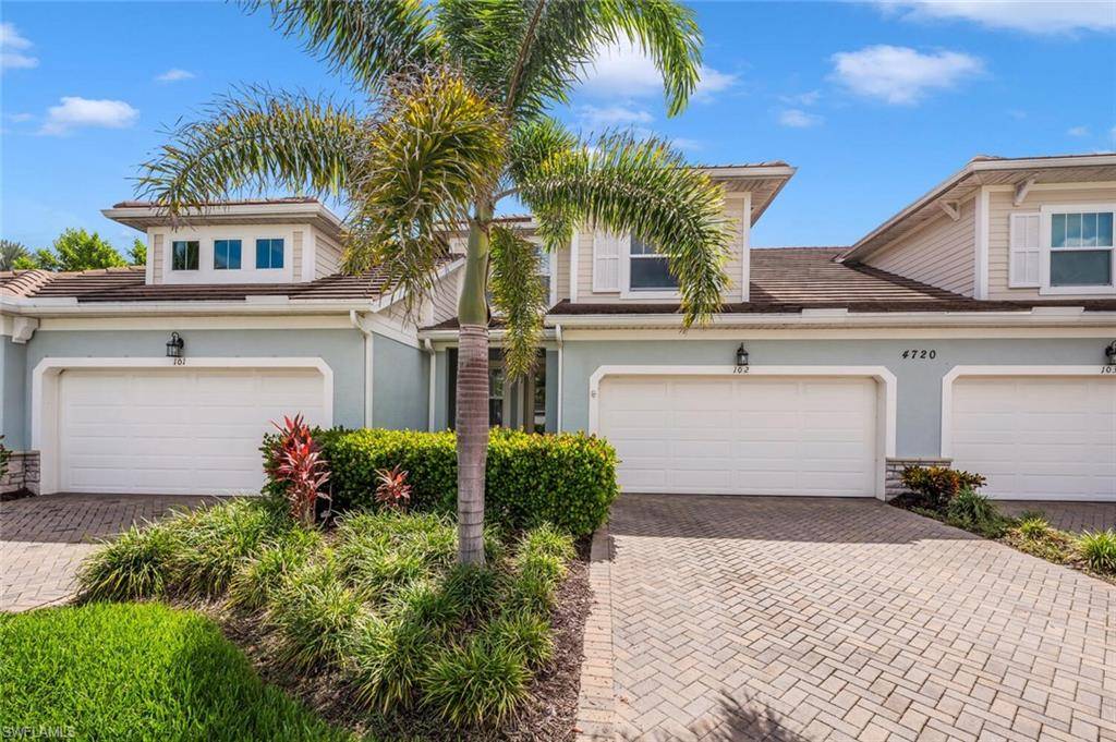 Naples, FL 34112,4720 Arboretum CIR #102