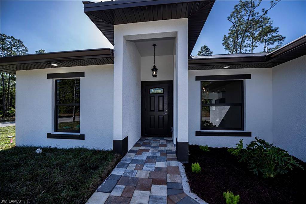 Lehigh Acres, FL 33974,228 Pinola AVE S