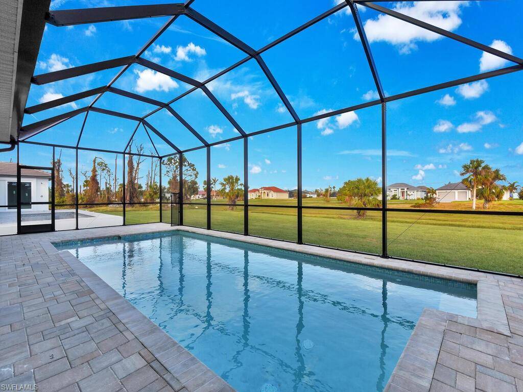 Rotonda West, FL 33947,291 Rotonda BLVD S