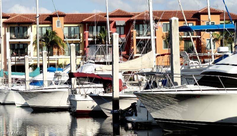 Naples, FL 34102,801 River Point DR