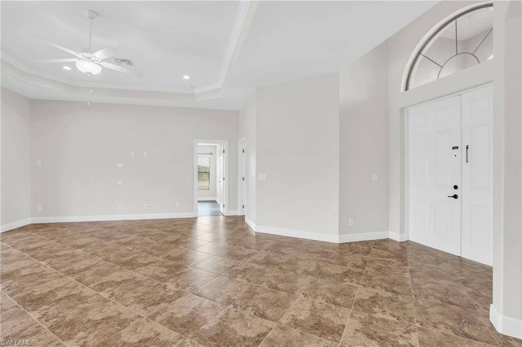 Cape Coral, FL 33904,915 SE 33rd TER