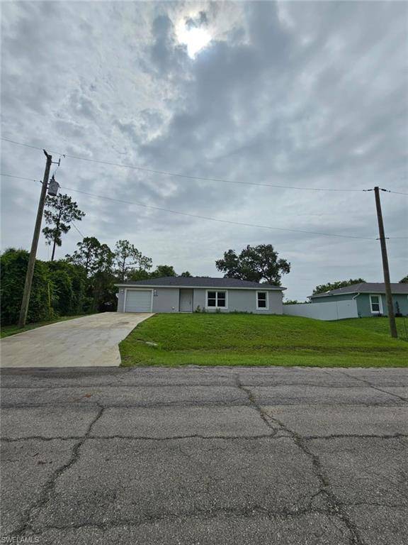 Labelle, FL 33935,1506 Rugby LN