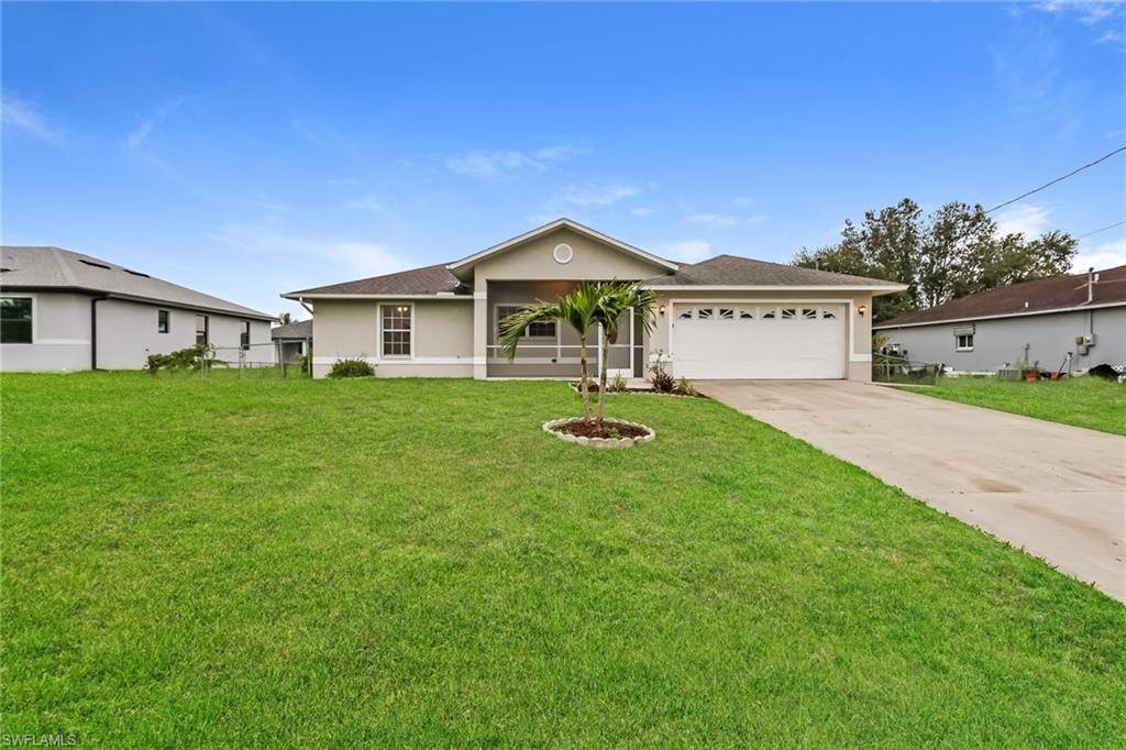 Lehigh Acres, FL 33971,914 Apple AVE