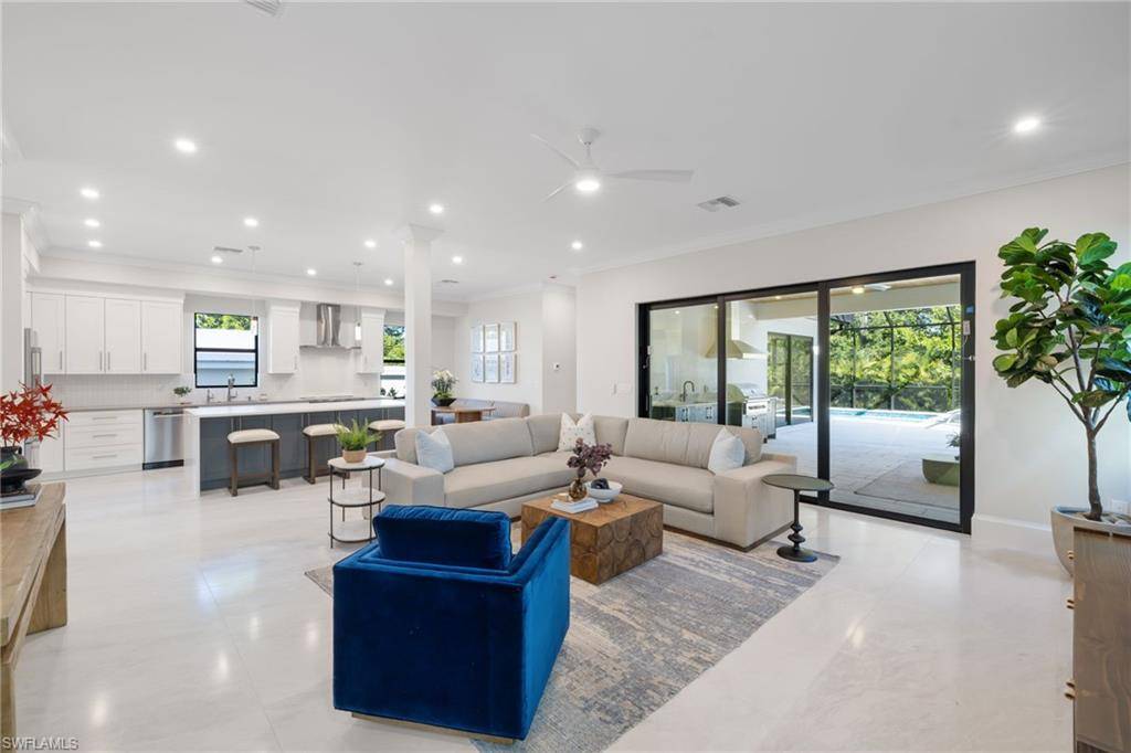 Naples, FL 34112,2721 Van Buren AVE