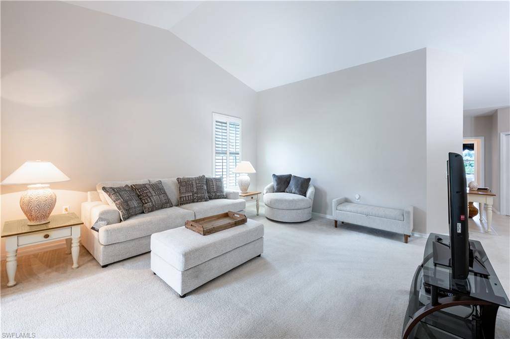 Naples, FL 34110,1320 Charleston Square DR #204