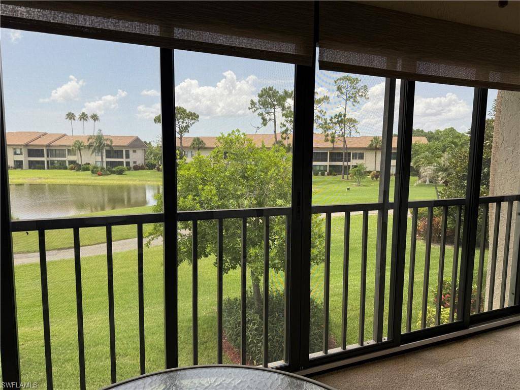 Fort Myers, FL 33907,5590 Trailwinds DR #421