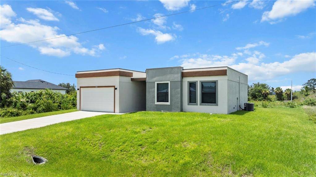 Lehigh Acres, FL 33971,3006 72nd ST W