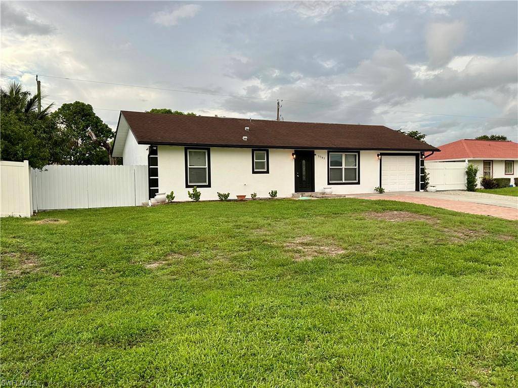 Naples, FL 34116,5383 25th AVE SW