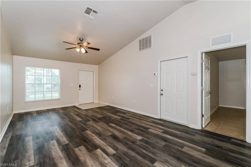 Lehigh Acres, FL 33971,5015 Bywood ST