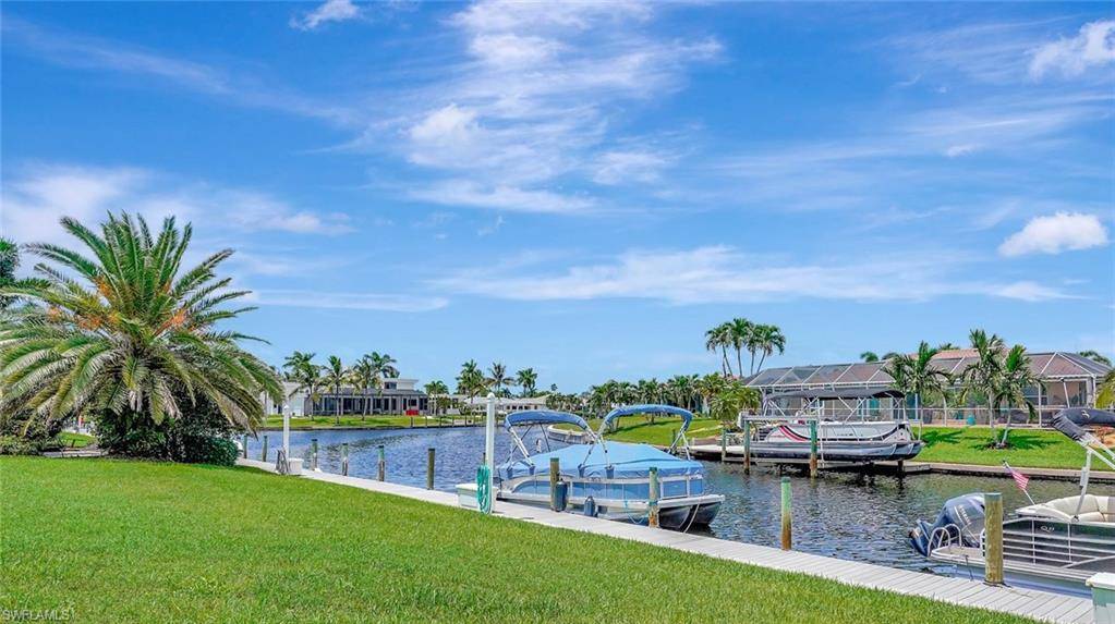 Fort Myers, FL 33919,4309 Mariner WAY #304