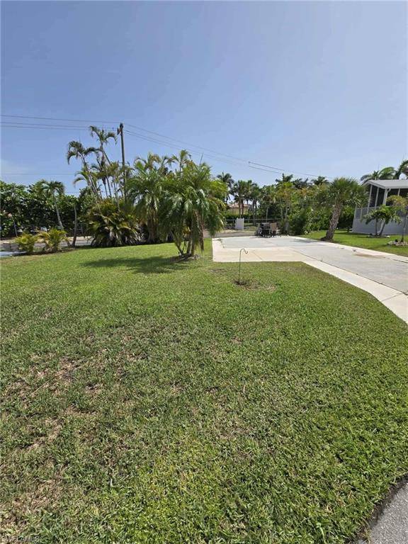 Fort Myers, FL 33908,19681 Summerlin 642 RD