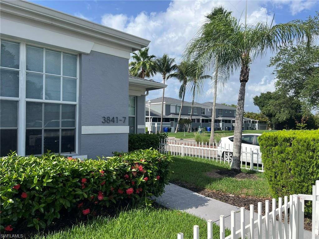Fort Myers, FL 33916,3841 Schoolhouse RD E #7