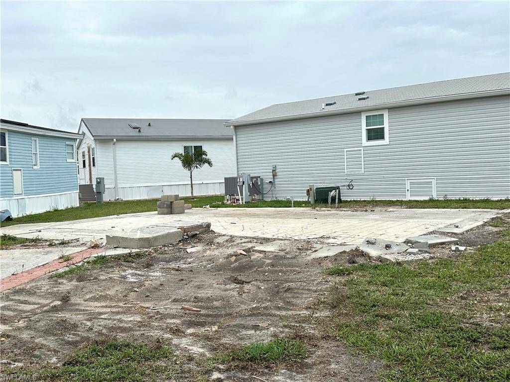 Estero, FL 33928,4761 Lafayette LN W