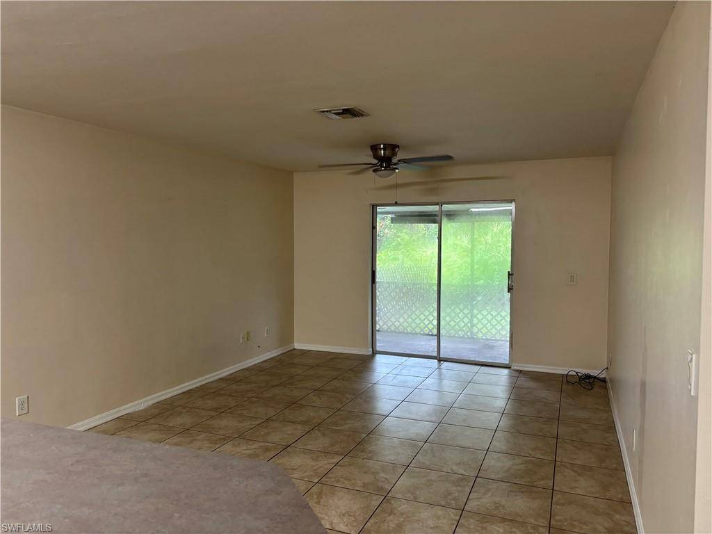 Lehigh Acres, FL 33974,354 Limerick AVE S