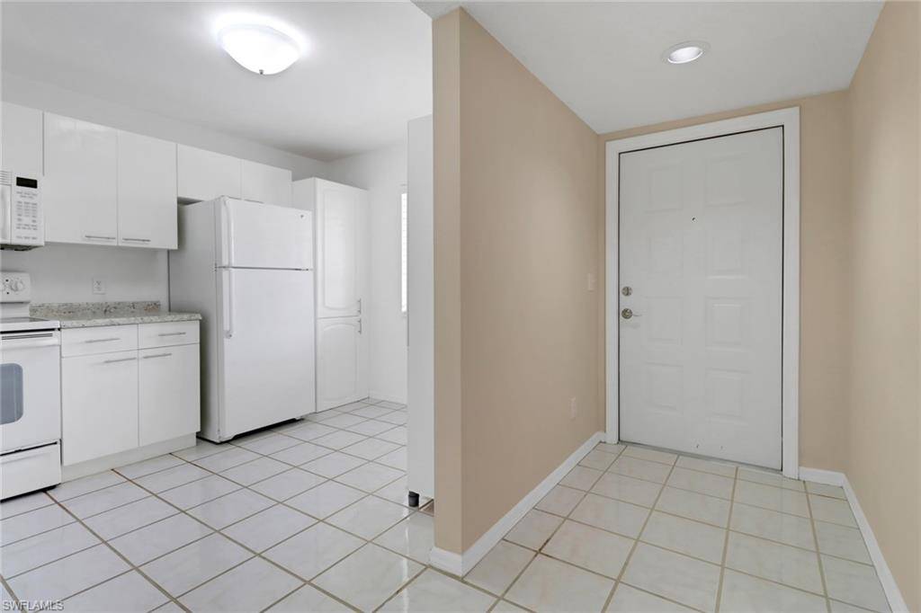 Naples, FL 34109,7779 Jewel LN #103